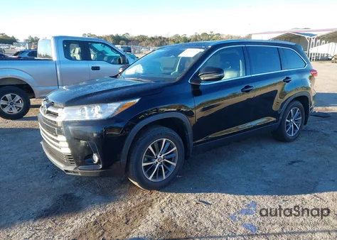 2019 Toyota Highlander Xle из США, поврежденный, VIN 5TDJZRFHXKS617837